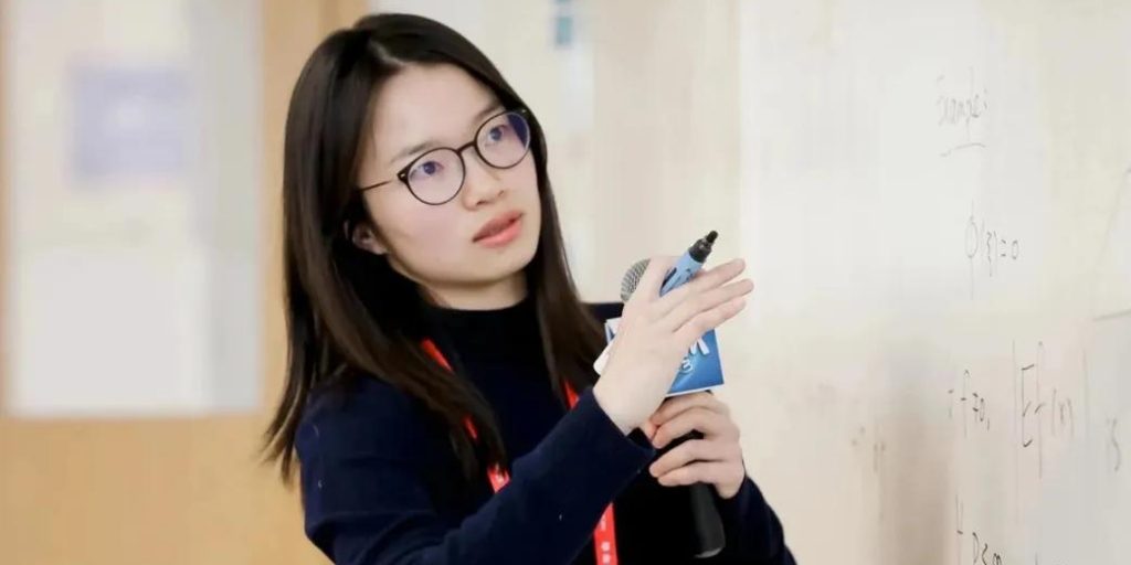 90后北大校友破解挂谷猜想，陶哲轩激动转发！网友：预定菲尔兹奖