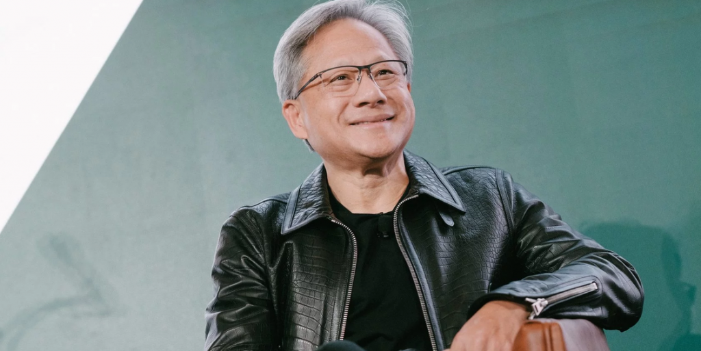 英伟达炸裂业绩打飞“AI泡沫”,黄仁勋:云端GPU卖光了